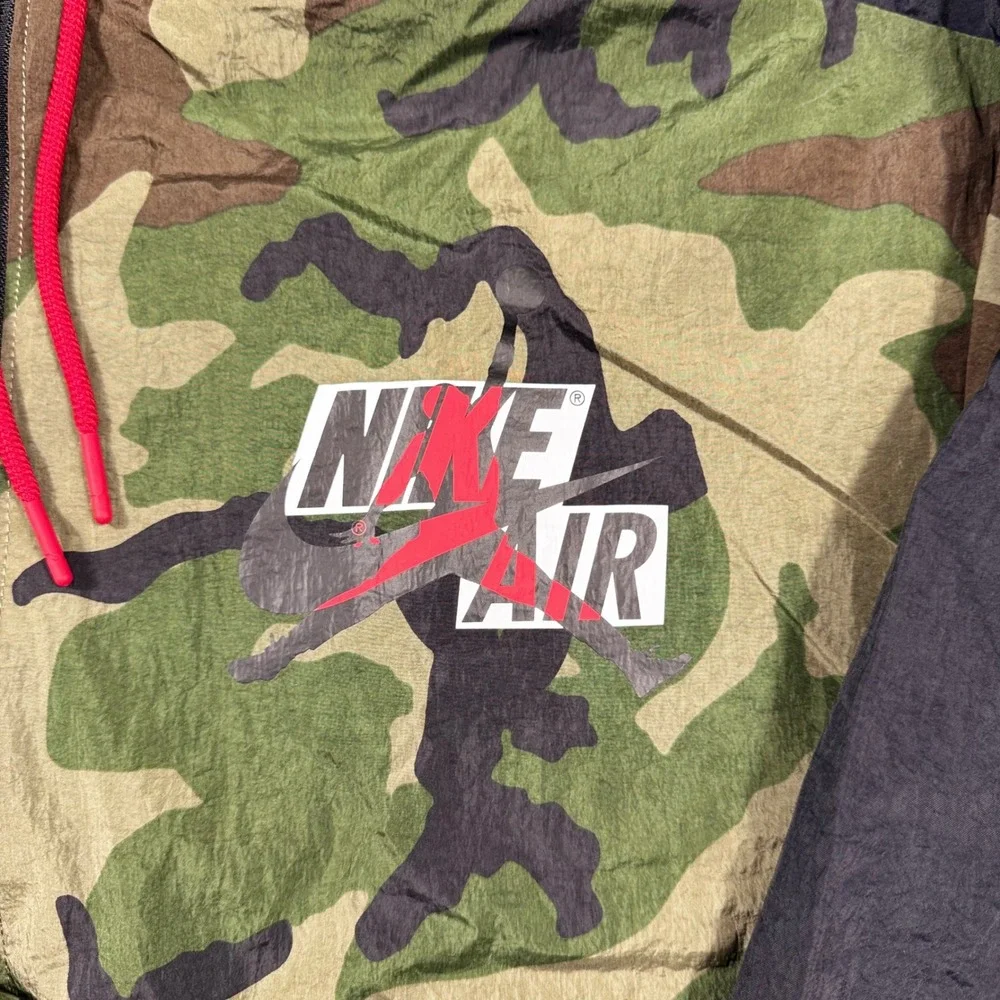 Jordan Air Mens Camo Windbreaker Jacket Green Black Full Zip Hooded Large